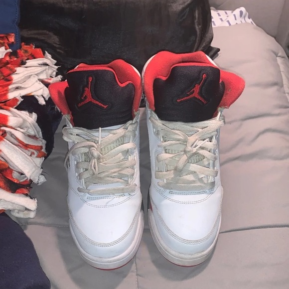 Jordan Retro 5 - Picture 1 of 4